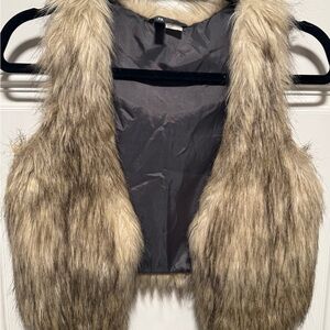 Women's Faux Fur Vest - Cream